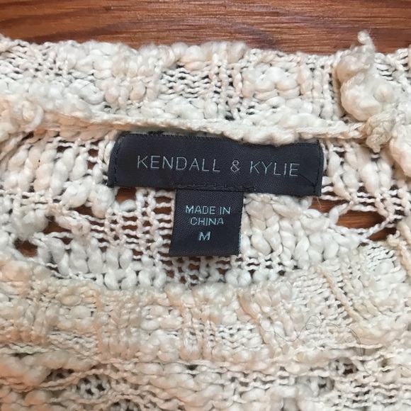 Kendall & Kylie White Sweater, EUC, M - Picture 2 of 12